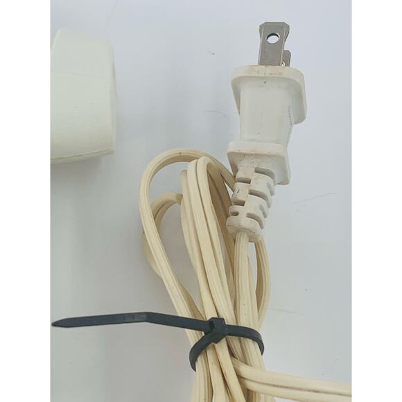 Ad Tech Glue Gun Hi Temp Electric White Small Hot Melt Corded With 9 Gluesticks - Picture 5 of 7